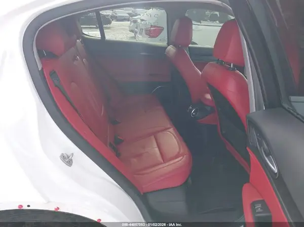 ZASPAKAN8M7D09141 2021 ALFA ROMEO STELVIO - Image 8