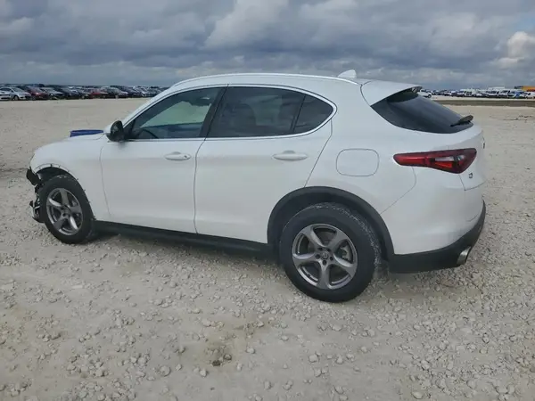 ZASPAKAN8M7D11407 2021 ALFA ROMEO STELVIO - Image 2