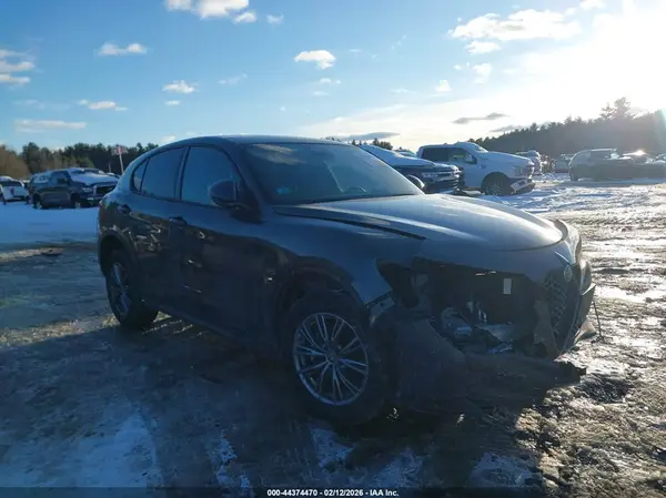 ZASPAKAN8P7D63916 2023 ALFA ROMEO STELVIO