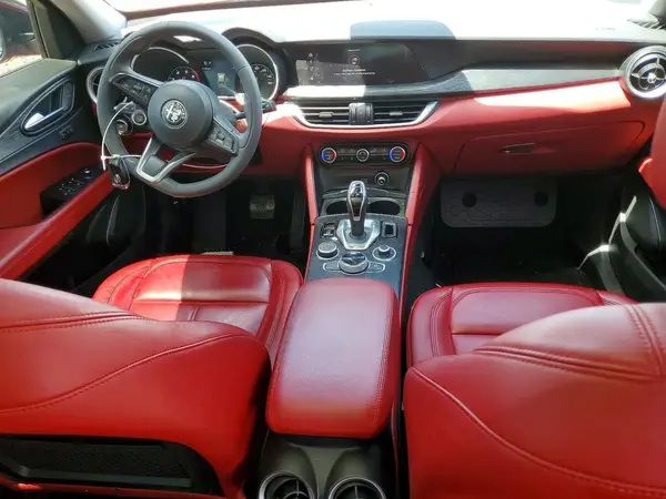 ZASPAKAN9M7D18656 2021 ALFA ROMEO STELVIO - Image 8