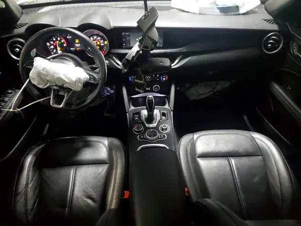 ZASPAKAN9N7D30596 2022 ALFA ROMEO STELVIO - Image 8