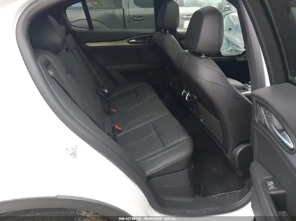 ZASPAKAN9S7D94911 2025 ALFA ROMEO STELVIO - Image 8