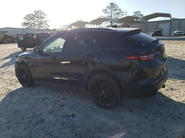 ZASPAKANXK7C71537 2019 ALFA ROMEO STELVIO - Image 2