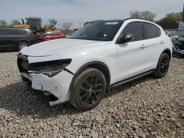 ZASPAKANXL7C84306 2020 ALFA ROMEO STELVIO - Image 1