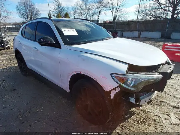 ZASPAKBN0K7C34141 2019 ALFA ROMEO STELVIO