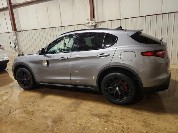 ZASPAKBN0K7C43356 2019 ALFA ROMEO STELVIO - Image 2