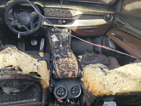 ZASPAKBN0K7C44393 2019 ALFA ROMEO STELVIO - Image 8