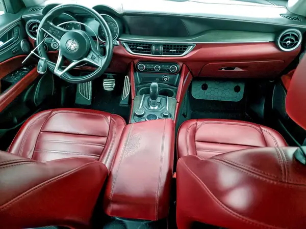 ZASPAKBN0K7C49285 2019 ALFA ROMEO STELVIO - Image 8