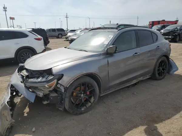 ZASPAKBN0K7C50341 2019 ALFA ROMEO STELVIO - Image 1
