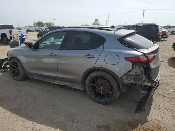 ZASPAKBN0K7C50341 2019 ALFA ROMEO STELVIO - Image 2