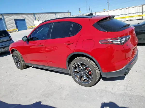 ZASPAKBN0K7C70329 2019 ALFA ROMEO STELVIO - Image 2