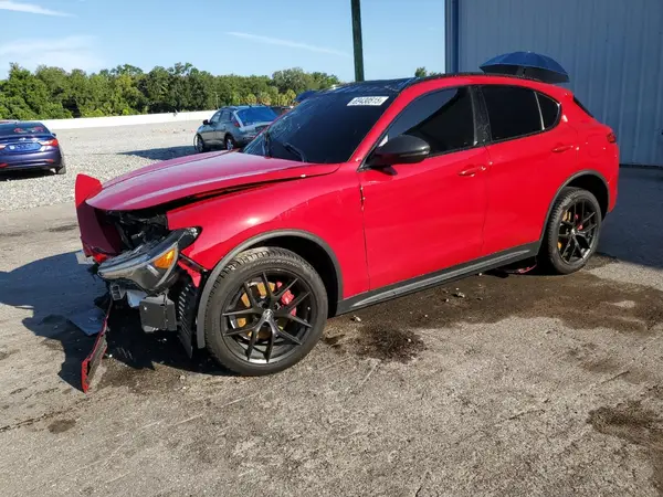 ZASPAKBN0K7C70377 2019 ALFA ROMEO STELVIO
