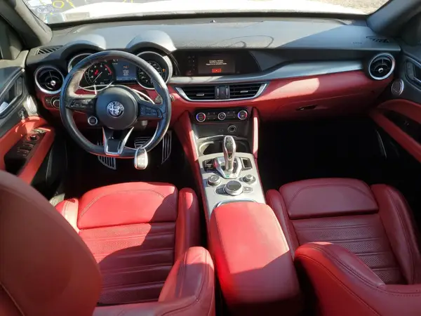 ZASPAKBN0L7C4401 2020 ALFA ROMEO STELVIO - Image 8