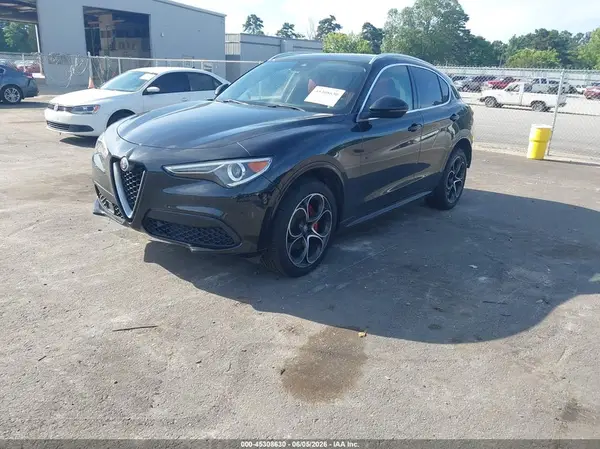 ZASPAKBN0L7C75578 2020 ALFA ROMEO STELVIO - Image 2