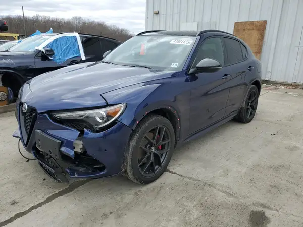 ZASPAKBN0L7C82854 2020 ALFA ROMEO STELVIO - Image 1