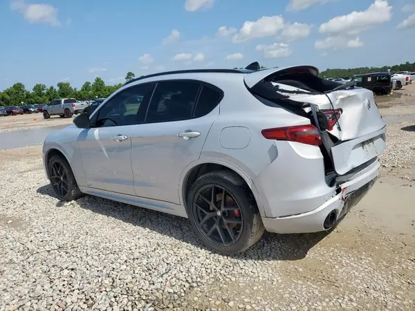 ZASPAKBN0L7C90422 2020 ALFA ROMEO STELVIO - Image 2
