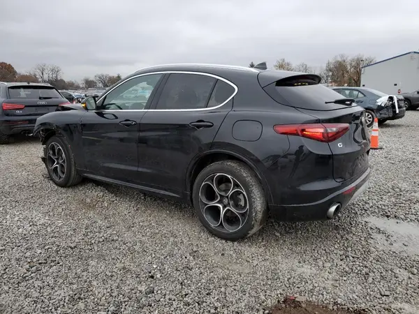 ZASPAKBN0L7C92431 2020 ALFA ROMEO STELVIO - Image 2