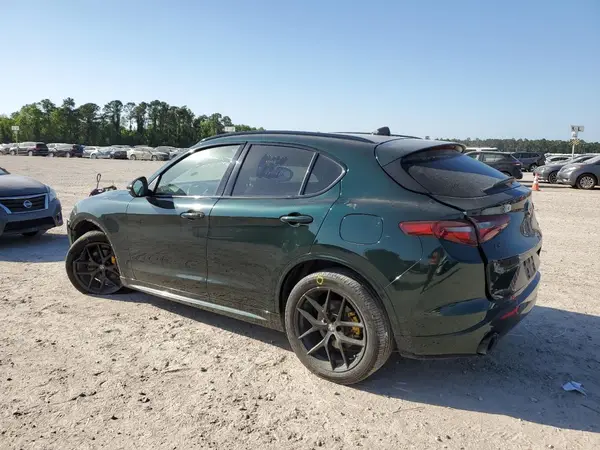 ZASPAKBN0L7C98780 2020 ALFA ROMEO STELVIO - Image 2