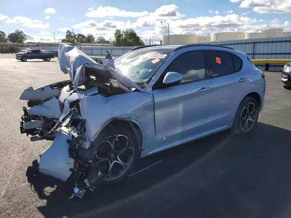 ZASPAKBN0M7D01131 2021 ALFA ROMEO STELVIO