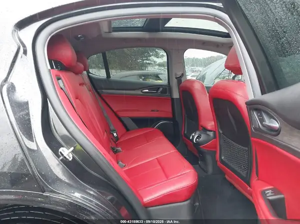 ZASPAKBN0M7D10265 2021 ALFA ROMEO STELVIO - Image 8