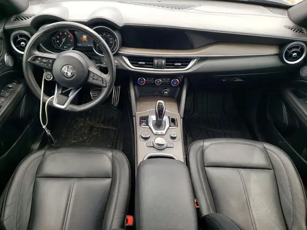 ZASPAKBN0N7D32722 2022 ALFA ROMEO STELVIO - Image 8