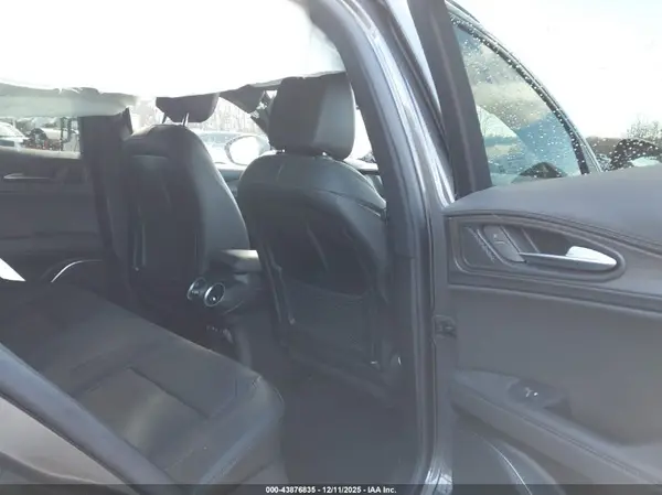 ZASPAKBN0P7D50995 2023 ALFA ROMEO STELVIO - Image 8