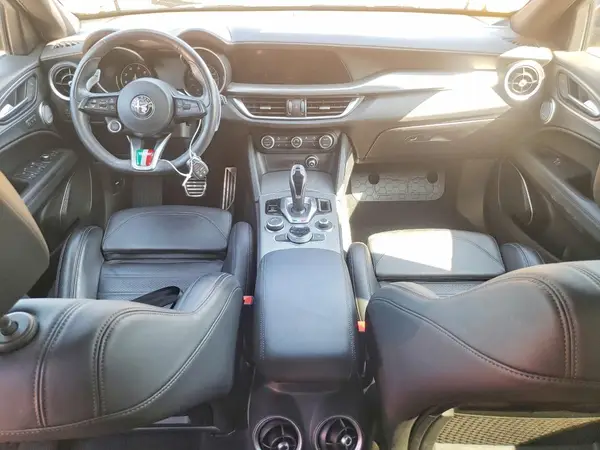 ZASPAKBN0P7D57882 2023 ALFA ROMEO STELVIO - Image 8
