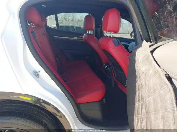 ZASPAKBN0R7D75558 2024 ALFA ROMEO STELVIO - Image 8