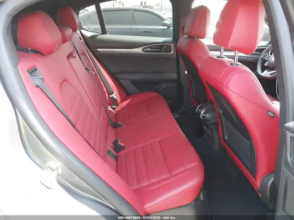 ZASPAKBN0R7D80310 2024 ALFA ROMEO STELVIO - Image 8