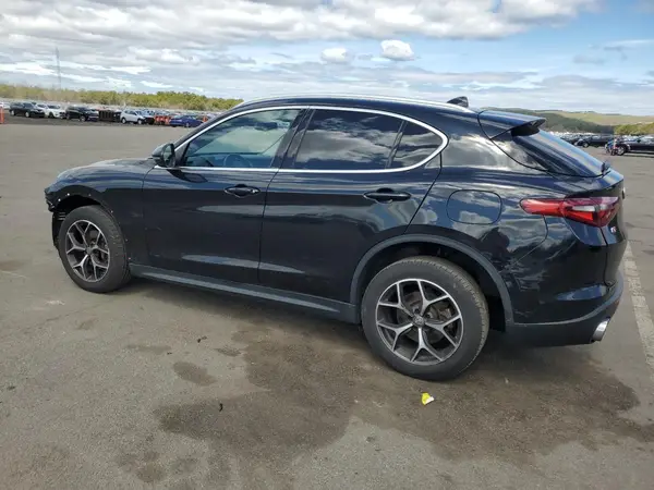ZASPAKBN1K7C67083 2019 ALFA ROMEO STELVIO - Image 2