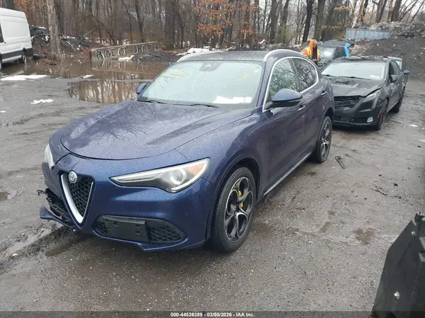 ZASPAKBN1L7C86945 2020 ALFA ROMEO STELVIO - Image 2
