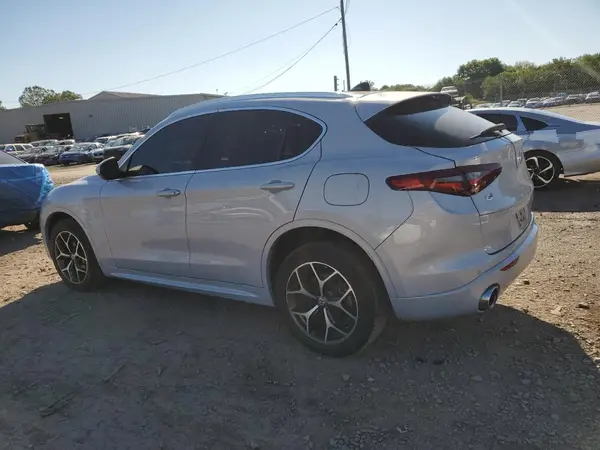 ZASPAKBN1L7C89988 2020 ALFA ROMEO STELVIO - Image 2