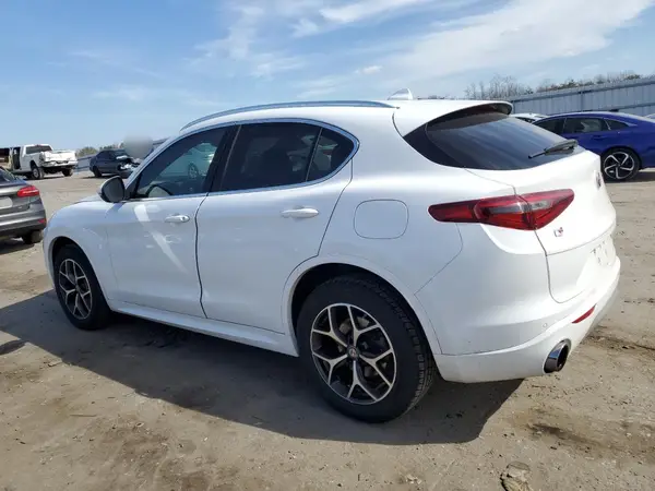 ZASPAKBN1L7C95354 2020 ALFA ROMEO STELVIO - Image 2