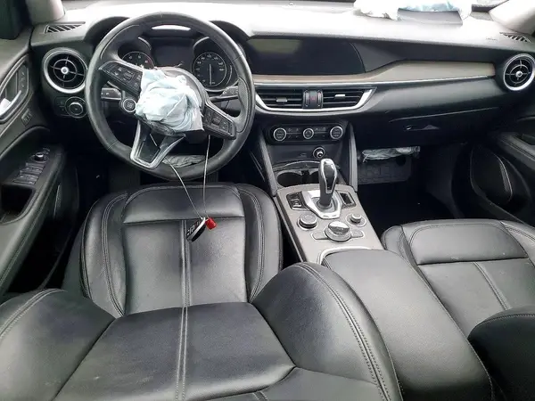 ZASPAKBN1M7D03986 2021 ALFA ROMEO STELVIO - Image 8