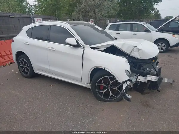ZASPAKBN1M7D08122 2021 ALFA ROMEO STELVIO