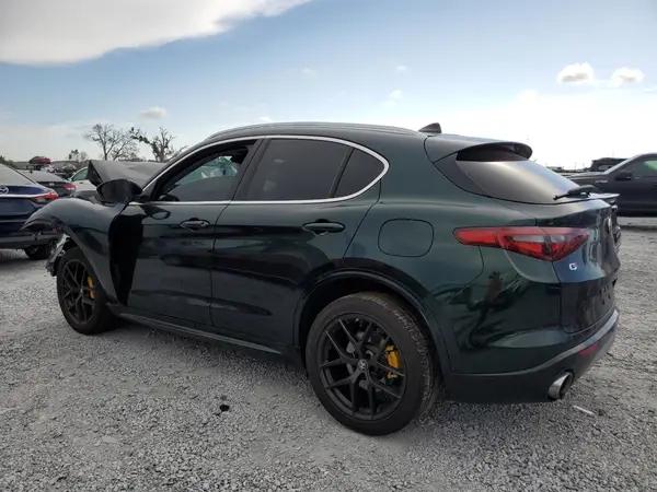 ZASPAKBN1M7D15006 2021 ALFA ROMEO STELVIO - Image 2