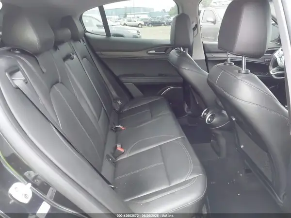 ZASPAKBN1M7D16849 2021 ALFA ROMEO STELVIO - Image 8