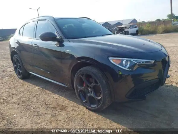 ZASPAKBN1N7D26654 2022 ALFA ROMEO STELVIO