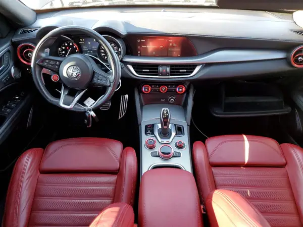 ZASPAKBN1N7D28582 2022 ALFA ROMEO STELVIO - Image 8