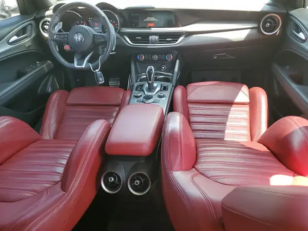 ZASPAKBN1N7D37198 2022 ALFA ROMEO STELVIO - Image 8