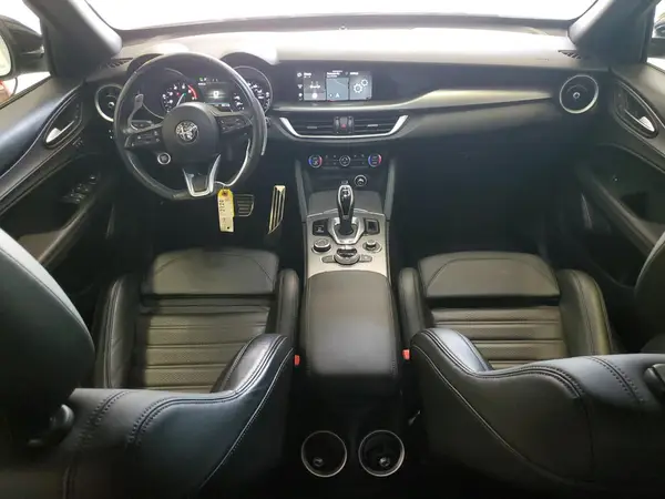 ZASPAKBN1N7D37461 2022 ALFA ROMEO STELVIO - Image 8