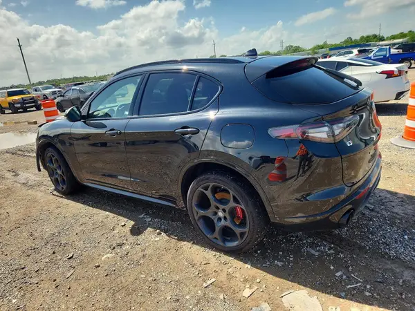 ZASPAKBN1R7D78887 2024 ALFA ROMEO STELVIO - Image 2