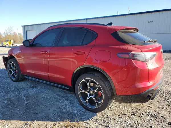 ZASPAKBN1R7D82860 2024 ALFA ROMEO STELVIO - Image 2