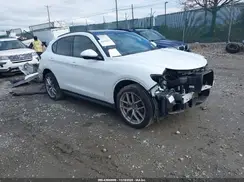 ZASPAKBN2K7C44105 2019 ALFA ROMEO STELVIO