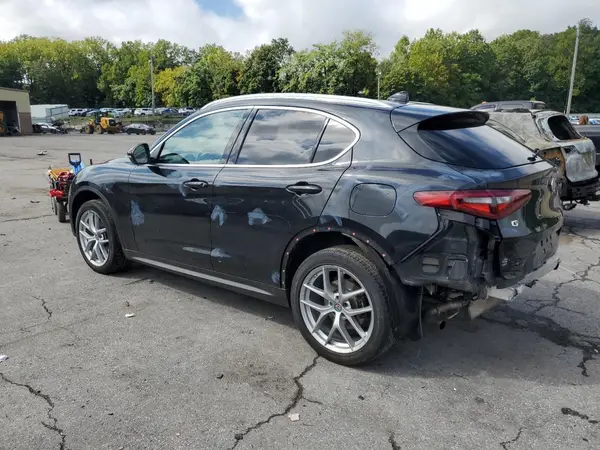 ZASPAKBN2K7C51121 2019 ALFA ROMEO STELVIO - Image 2