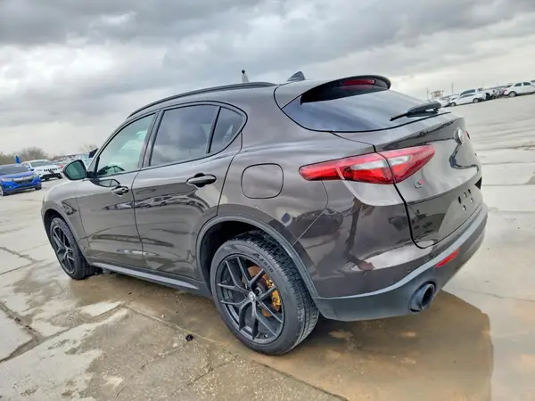 ZASPAKBN2K7C51362 2019 ALFA ROMEO STELVIO - Image 2