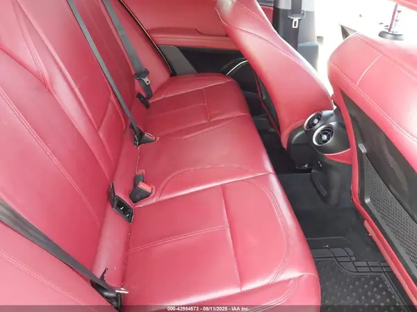 ZASPAKBN2K7C51944 2019 ALFA ROMEO STELVIO - Image 8