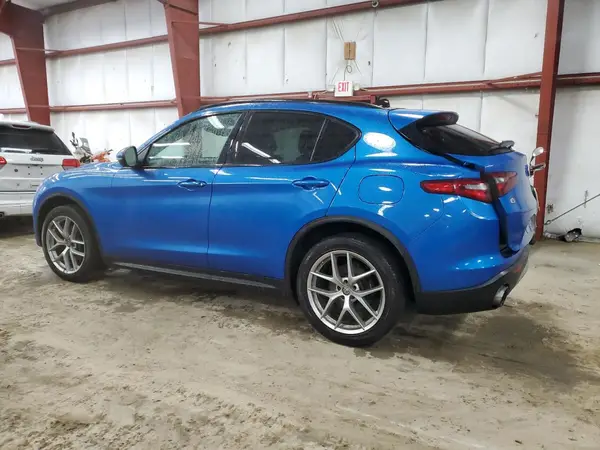 ZASPAKBN2K7C55928 2019 ALFA ROMEO STELVIO - Image 2