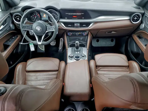ZASPAKBN2K7C68856 2019 ALFA ROMEO STELVIO - Image 8