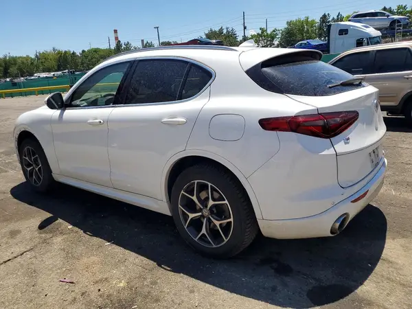 ZASPAKBN2L7C83357 2020 ALFA ROMEO STELVIO - Image 2